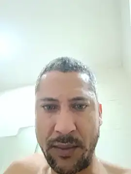 Arrombador20 online show from June 16, 2026, 2:28 pm