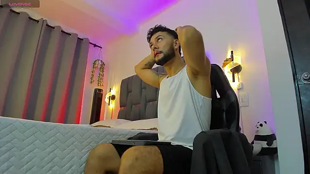 noah corvelle online show from January 18, 2026, 2:09 pm