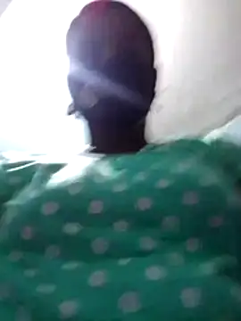 Snapshot of Hot8g chatting on November 17, 2025, 3:38 pm Hot8g online show from November 17, 2025, 3:38 pm