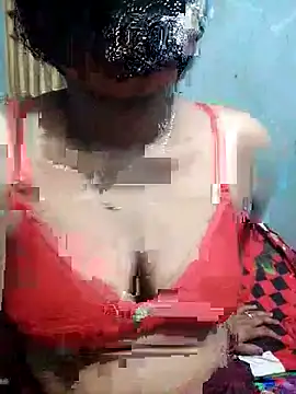 Snapshot of Hot8g chatting on November 11, 2025, 2:56 pm Hot8g online show from November 11, 2025, 2:56 pm