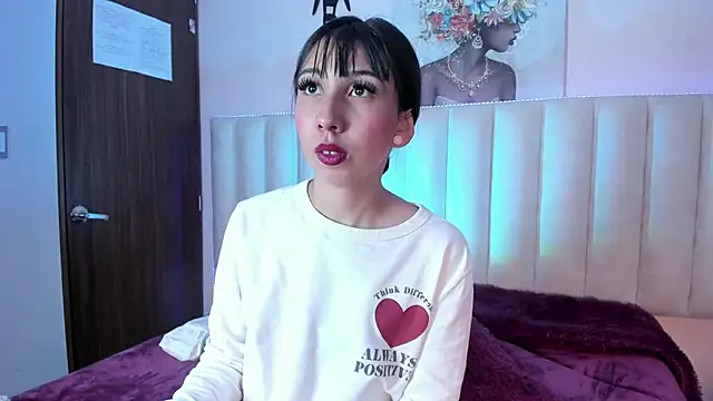 Isabella Crofts online show from December 23, 2025, 3:06 am