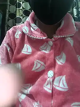 collagesonam online show from November 18, 2025, 3:32 am