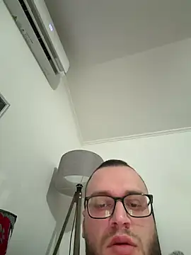 Rayer124 online show from December 2, 2025, 8:05 am