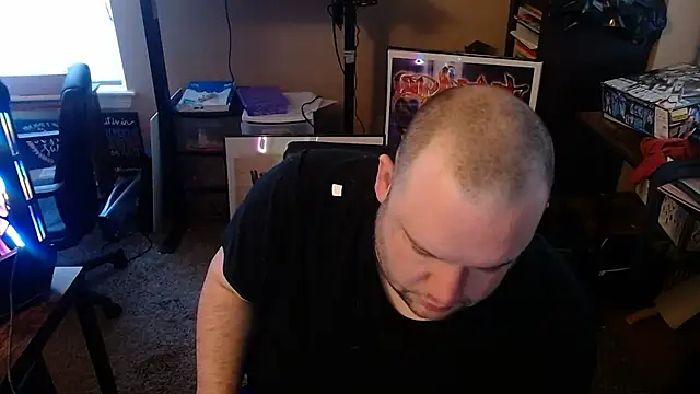 MegaChip online show from December 5, 2025, 9:01 pm