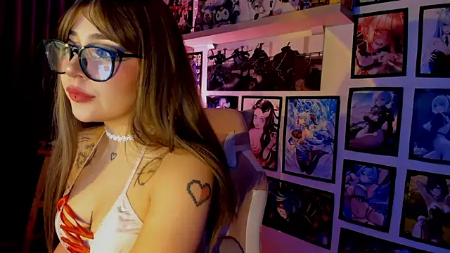 LilithMyers online show from November 8, 2025, 8:40 am