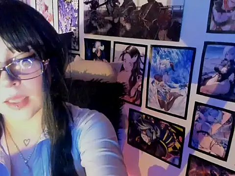 LilithMyers online show from December 3, 2025, 3:18 am