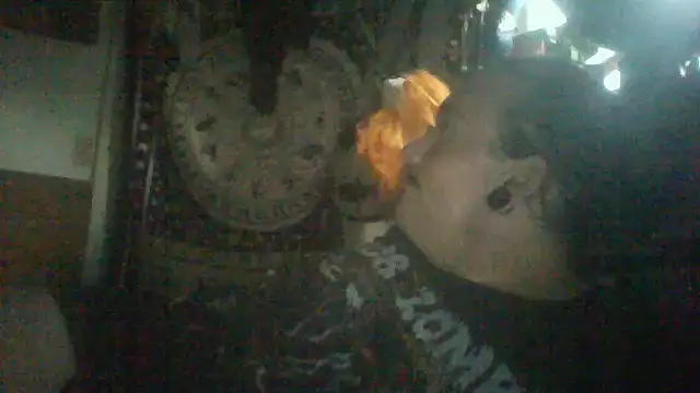 Bf4206913 online show from November 22, 2025, 4:06 pm