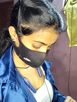 Snapshot of Thaper_Meera2 chatting on February 11, 2026, 6:08 pm Thaper Meera2 online show from February 11, 2026, 6:08 pm