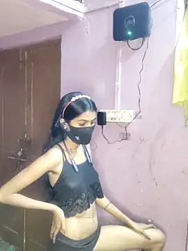 Snapshot of Thaper_Meera2 chatting on March 17, 2026, 3:37 pm Thaper Meera2 online show from March 17, 2026, 3:37 pm