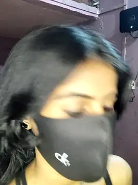 Snapshot of Thaper_Meera2 chatting on March 10, 2026, 7:34 am Thaper Meera2 online show from March 10, 2026, 7:34 am