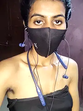 Snapshot of Thaper_Meera2 chatting on March 14, 2026, 8:04 pm Thaper Meera2 online show from March 14, 2026, 8:04 pm