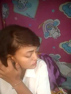 Freakingromance online show from February 27, 2026, 9:14 pm