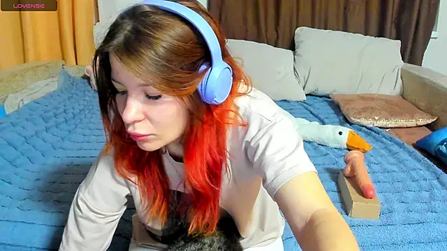 Snapshot of Eva_purrr_ chatting on February 28, 2026, 1:16 am Eva purrr online show from February 28, 2026, 1:16 am