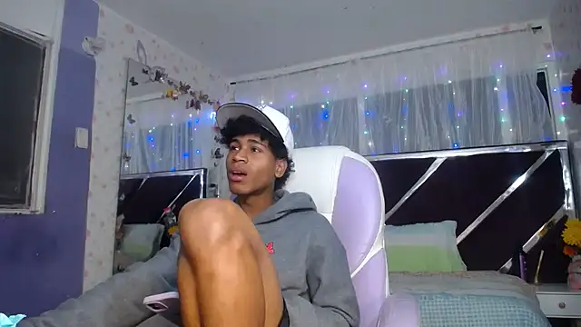 Santy bigcock 01 online show from April 22, 2026, 12:12 pm