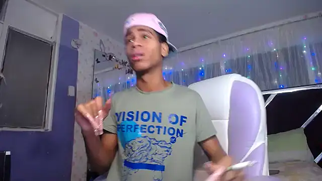 Santy bigcock 01 online show from June 26, 2026, 3:29 pm