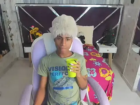 Santy bigcock 01 online show from November 19, 2025, 2:00 am