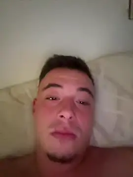 Carlostosssss online show from November 5, 2025, 2:42 pm