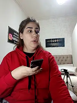 nahiarabiel33 online show from July 1, 2026, 6:19 pm