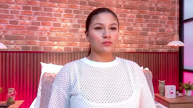 Snapshot of ValeriaMonet chatting on January 15, 2026, 7:39 pm ValeriaMonet online show from January 15, 2026, 7:39 pm