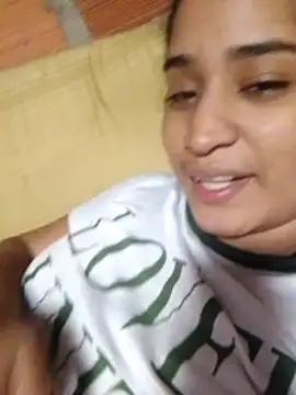 Snapshot of alana-silva chatting on March 15, 2026, 11:56 pm alana-silva online show from March 15, 2026, 11:56 pm