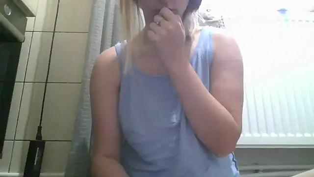 dirty sasha00 online show from June 22, 2026, 2:39 am