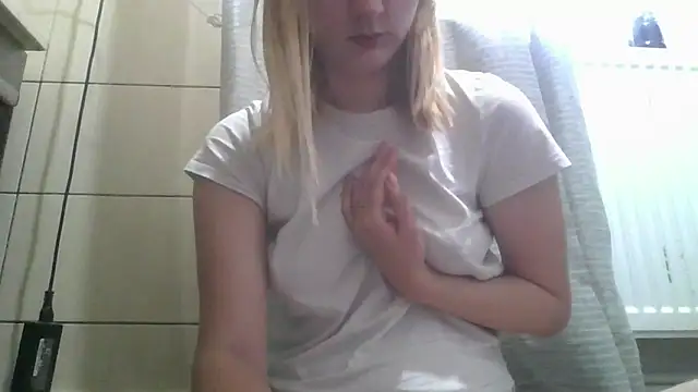dirty sasha00 online show from June 16, 2026, 2:44 am