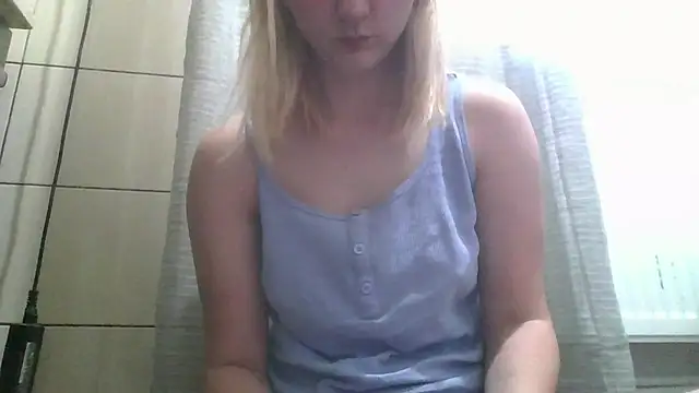 dirty sasha00 online show from June 17, 2026, 2:44 am