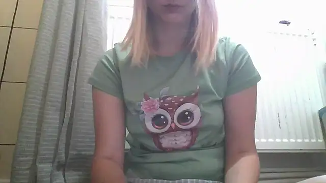 dirty sasha00 online show from June 25, 2026, 2:53 am