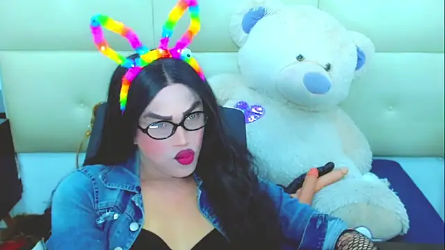 NharaBigCock online show from July 7, 2026, 8:01 pm