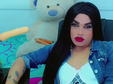 NharaBigCock online show from March 15, 2026, 5:09 pm