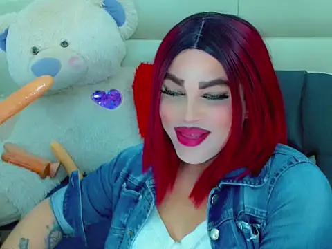 NharaBigCock online show from May 27, 2026, 7:32 pm