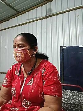 Snapshot of savithasree chatting on July 16, 2026, 5:43 pm savithasree online show from July 16, 2026, 5:43 pm