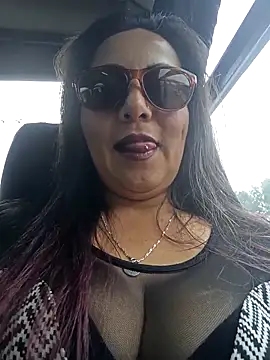 misshot 02 online show from February 11, 2026, 7:03 pm