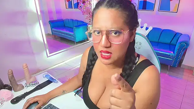 Alondra gomexxx online show from February 3, 2026, 6:40 am