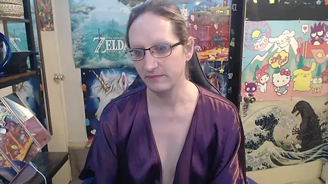 Savanah Banana  online show from May 6, 2026, 9:24 am