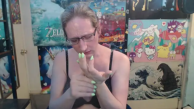 Savanah Banana  online show from March 4, 2026, 10:34 am