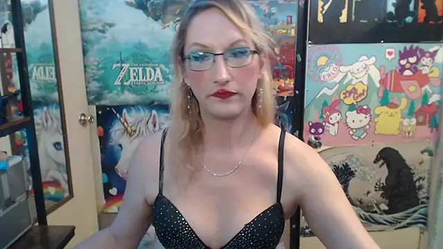 Savanah Banana  online show from December 14, 2025, 10:26 pm