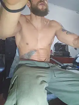 Snapshot of lucweed chatting on March 10, 2026, 1:20 am lucweed online show from March 10, 2026, 1:20 am