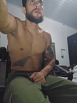 Snapshot of lucweed chatting on March 3, 2026, 2:18 am lucweed online show from March 3, 2026, 2:18 am