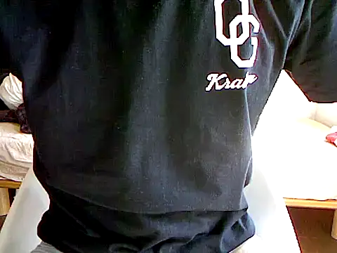 Snapshot of Taro070 chatting on March 27, 2026, 12:41 am Taro070 online show from March 27, 2026, 12:41 am