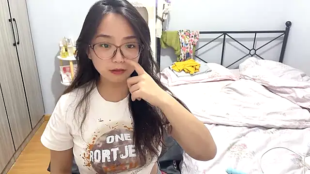 Hmm 0303 online show from April 27, 2026, 4:38 pm