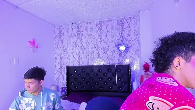 Snapshot of Lovers_Spicy chatting on November 29, 2025, 1:22 pm Lovers Spicy online show from November 29, 2025, 1:22 pm