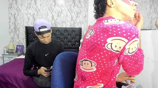 Snapshot of Lovers_Spicy chatting on November 17, 2025, 1:04 pm Lovers Spicy online show from November 17, 2025, 1:04 pm