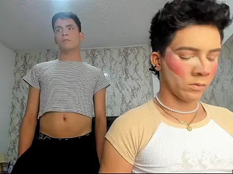 Snapshot of Lovers_Spicy chatting on November 22, 2025, 7:02 pm Lovers Spicy online show from November 22, 2025, 7:02 pm