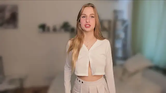 TawnyaVanschaick online show from March 15, 2026, 9:05 am