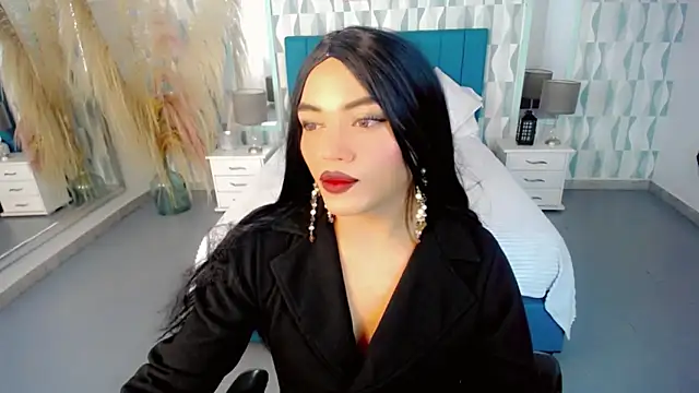 sebastian cruz  online show from November 17, 2025, 7:29 pm