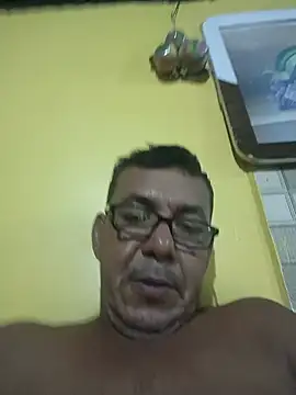 Snapshot of bruno_324278 chatting on June 29, 2026, 3:24 am bruno 324278 online show from June 29, 2026, 3:24 am