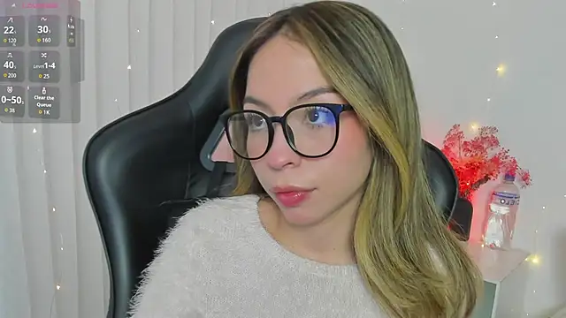 LuluuBerry online show from February 2, 2026, 8:19 pm