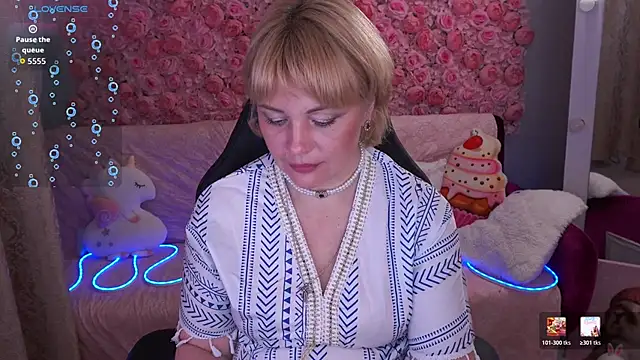 AmaraNights online show from May 13, 2026, 6:59 pm