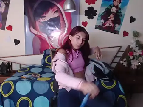 Snapshot of LuluKiss_ chatting on February 23, 2026, 1:44 pm LuluKiss online show from February 23, 2026, 1:44 pm